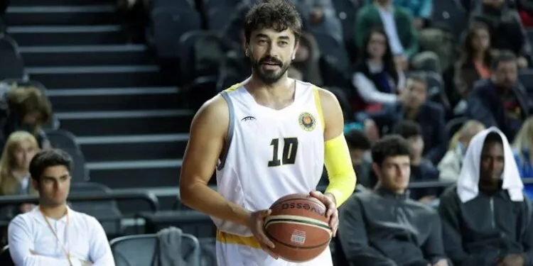 ¡Ha surgido una nueva oportunidad de experiencia en el viaje profesional de 10 años de Gökhan Alkan!
