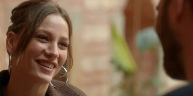 ¡Ha llegado el día que los fanáticos de Serenay Sarıkaya han estado esperando durante años!
