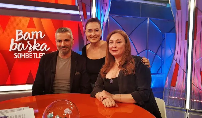 ¡La historia de Gülçin Santırcıoğlu conociendo y casándose con su esposo es muy interesante!