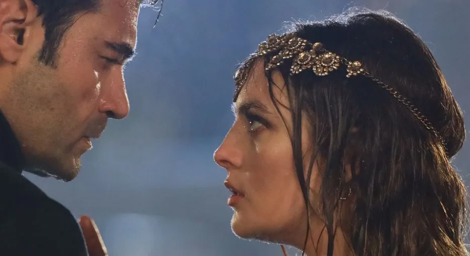 ¡Melis Sezen reúne muchas emociones diferentes en una misma serie!