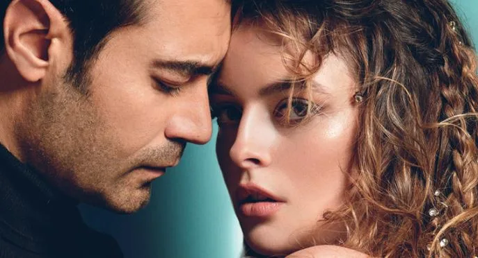 ¡La serie Gülcemal capturó tanto a Murat Ünalmış como a Melis Sezen en sus corazones!