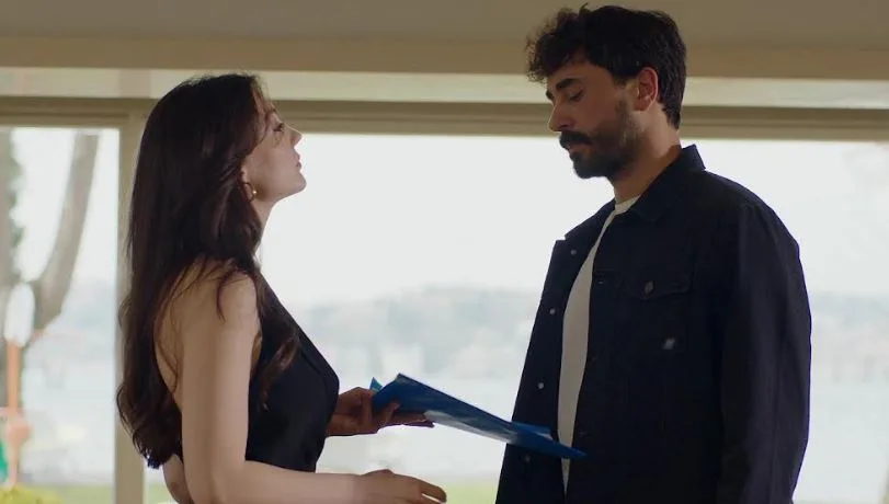 Las cosas no van bien en la serie Kraliçe, ¡parece que Burcu Özberk no tendrá éxito esta vez!