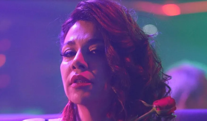 ¡Yeşim Ceren Bozoğlu participó en la serie Show TV, que llegó al final paso a paso!