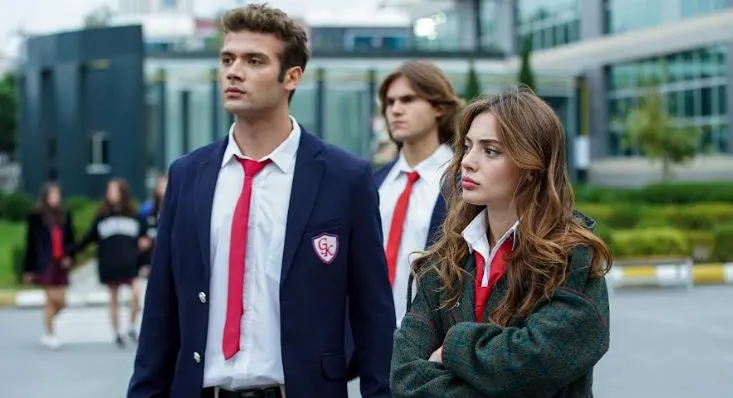 ¡Se ha lanzado la segunda pareja dramática de la serie Duy Beni! ¡La antigua coprotagonista de Caner Topçu se convirtió en su nueva pareja!