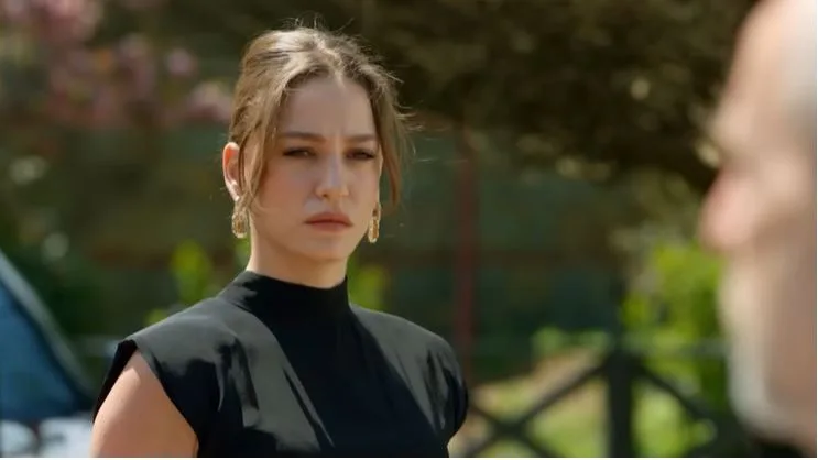 Serenay Sarıkaya usó el papel como una camisa, ¡el envenenamiento por poder en la serie Aile convirtió a Devin en un monstruo!
