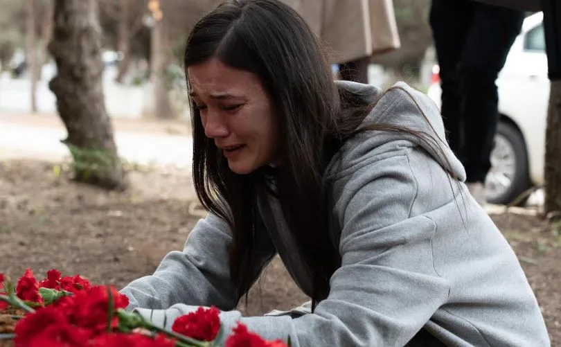 ¡Aquí está la serie inolvidable que puso a Pınar Deniz en terapia!