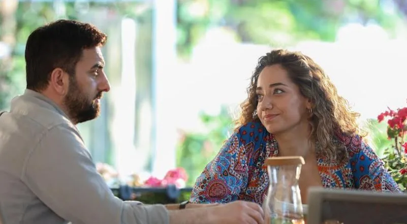 ¡La serie Kismet tiene un significado muy especial tanto para Cem Gelinoğlu como para Özge Özacar!