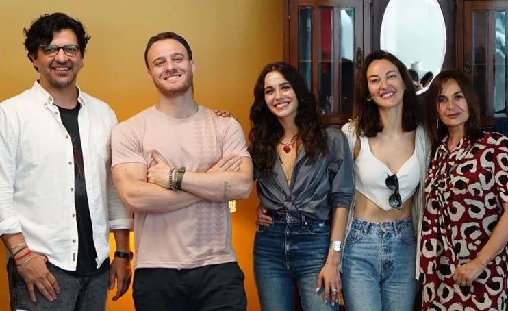 ¡Kerem Bürsin abrirá la puerta a una nueva oportunidad para Hafsanur Sancaktutan!