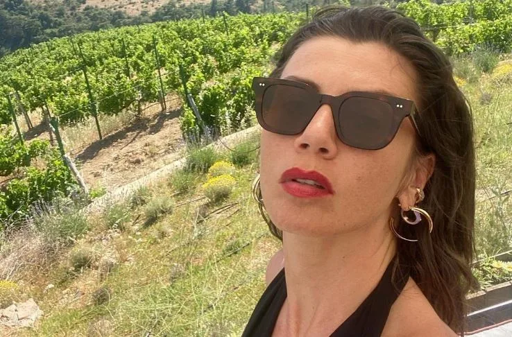 ¡Gökçe Bahadır hace lo que no puede hacer durante las vacaciones de verano de la serie Ömer!
