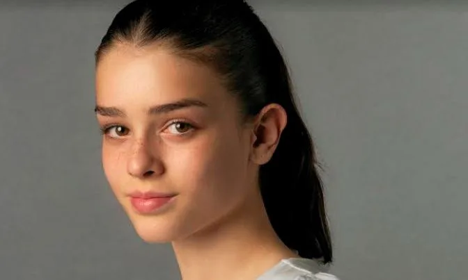 Uno de los papeles más difíciles en la serie de televisión Dönence fue el del joven talento Ülkü Hilal Çiftçi!