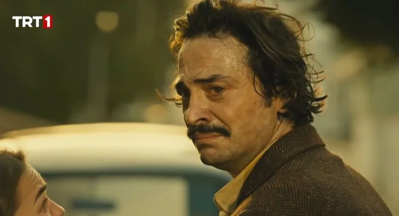¡Ahmet Kural, quien se adapta mejor al papel dramático, está regresando en su nuevo proyecto!