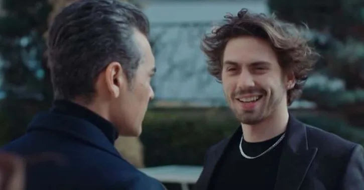 ¡Tarık Emir Tekin, que brilla con su serie de televisión Sadakatsiz, encontró su nuevo proyecto y comenzó los preparativos!