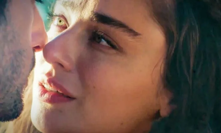Ayça Ayşin Turan está haciendo lo mejor que puede, pero los ratings siguen siendo un dolor de cabeza
