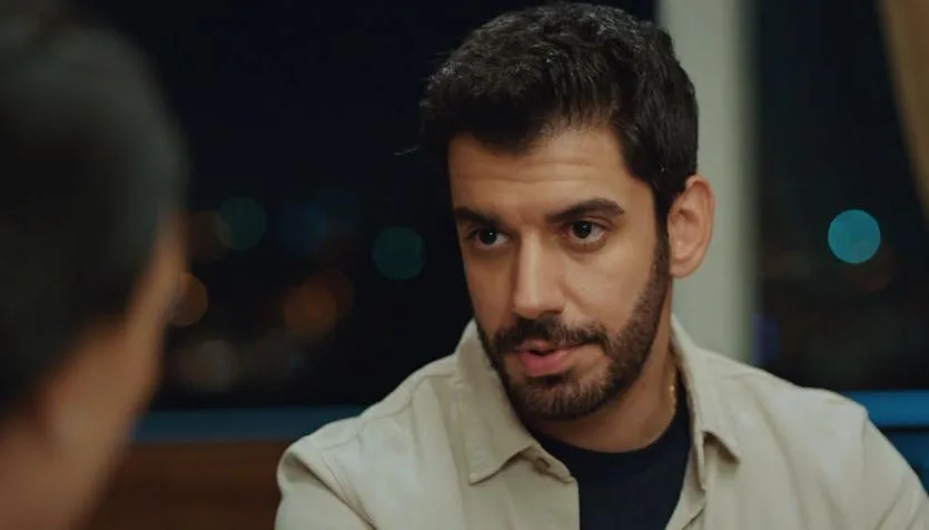 ¡El cambio de Umut en la serie de televisión Kızılcık Şerbeti también sorprende a Serkan Tınmaz!