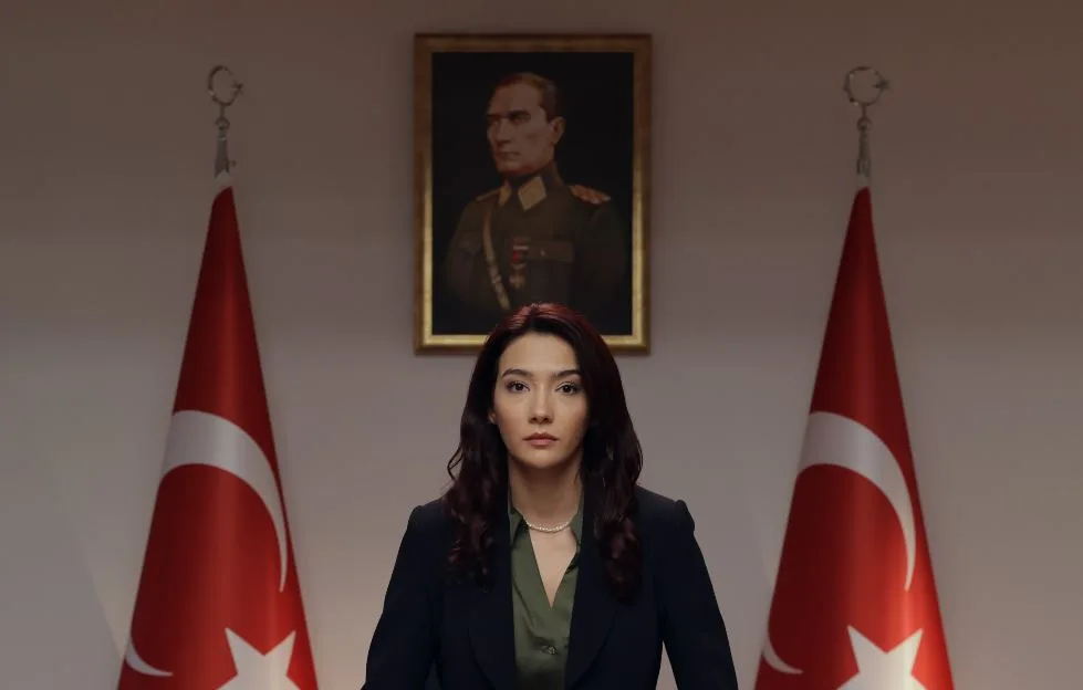 ¡Teşkilat será muy diferente en la nueva temporada con Aybüke Pusat, Sarp Levendoğlu y Tuğçe Açıkgöz!