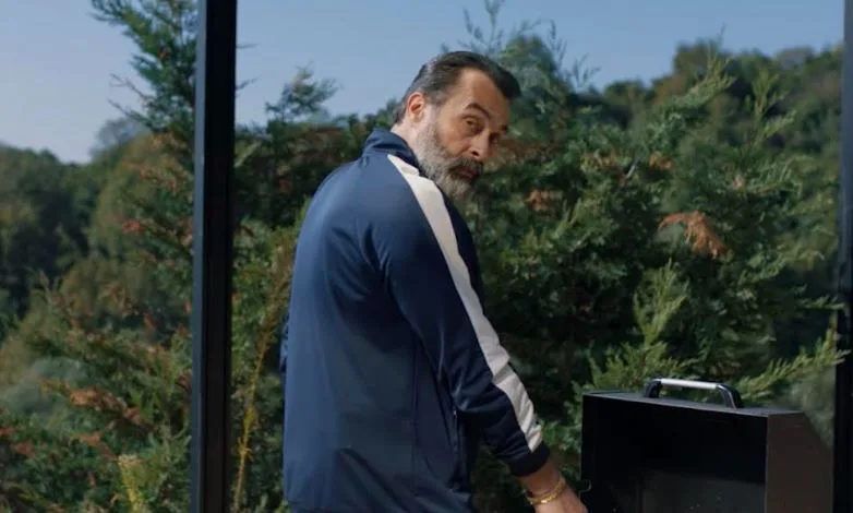 Arif Pişkin fue incluido en el impresionante elenco de la serie de televisión Yargı