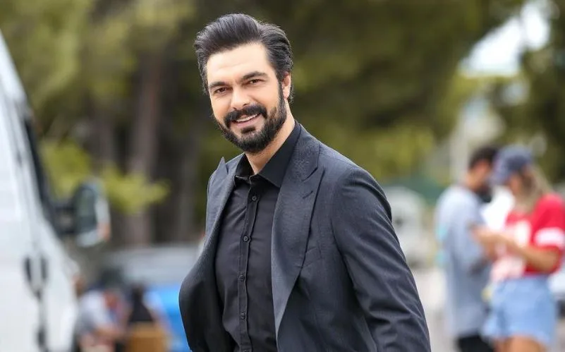 El nombre de Halil İbrahim Ceyhan no se menciona como papel principal, ¡pero tiene más éxito que los papeles principales!