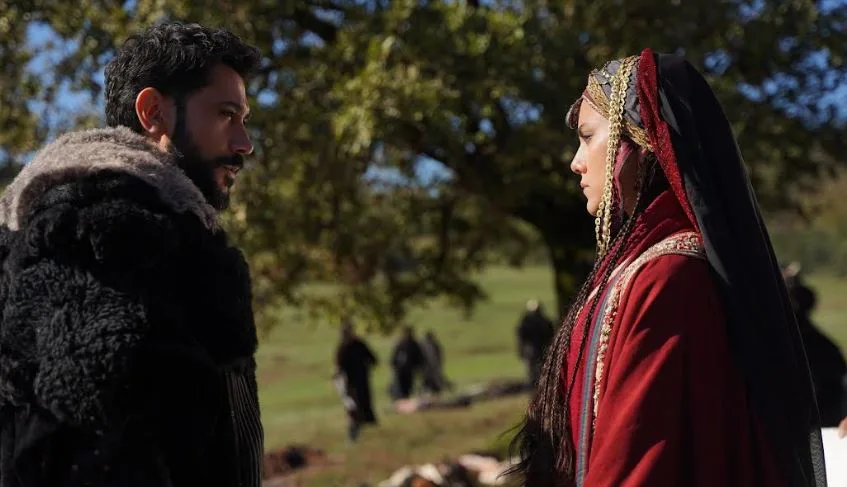 ¡La serie Kudüs Fatihi Selahaddin Eyyubi, protagonizada por Uğur Güneş, ocupó el primer lugar en las calificaciones!