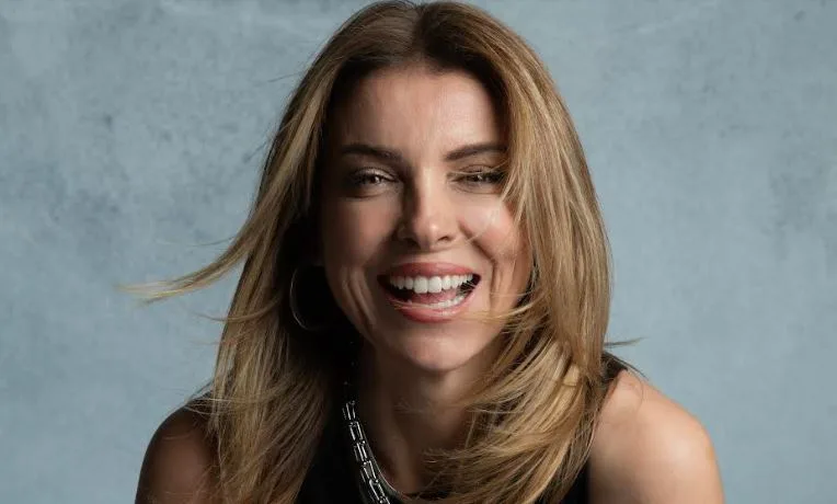 ¡Özge Özberk está muy contenta con su papel en la serie de televisión Dilek Taşı!