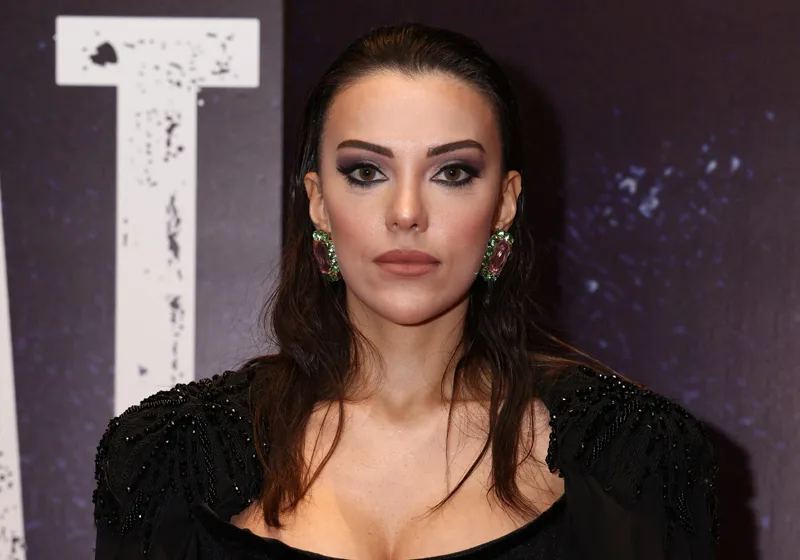 ¡Tuvana Türkay sorprenderá a sus fans con un papel completamente nuevo!