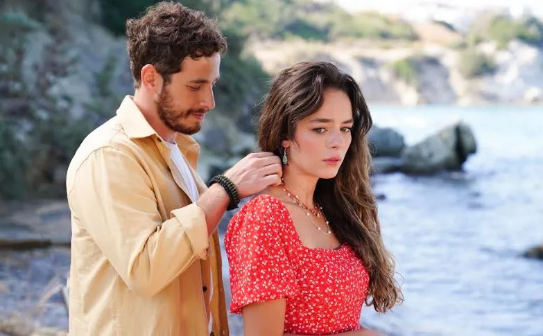 ¡La serie de televisión Aşka Düşman no tuvo un buen comienzo con las calificaciones del primer episodio!