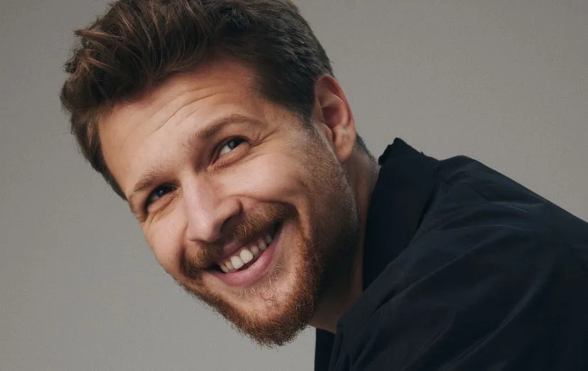 ¡Burak Yörük interpretará a un personaje que sorprenderá a todos en su nueva serie Taş Kağıt Makas!