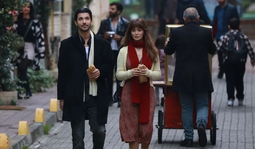 ¡La energía de Kaan Yıldırım y Seray Kaya en el set se transmitirá a la audiencia!