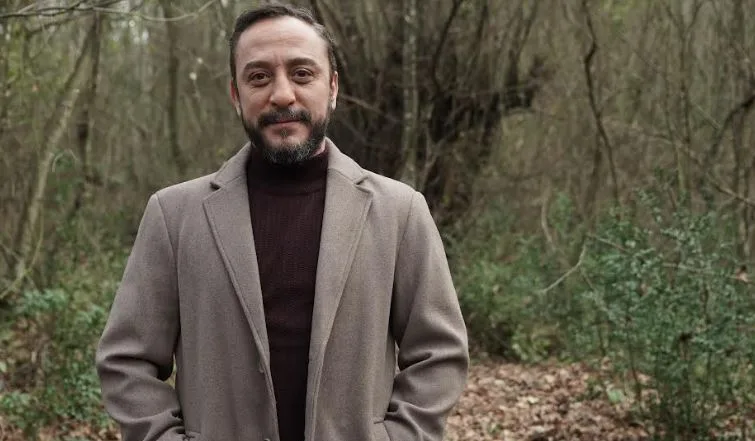 ¡Hakan Karsak, quien regresó a la pantalla con la serie de televisión Bir Sevdadır, elogió la historia!