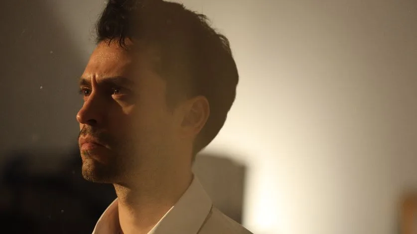¡Ekin Koç, la actriz principal de la nueva serie llamada Taş Kağıt Makas, interpreta a un personaje que sorprenderá al público!