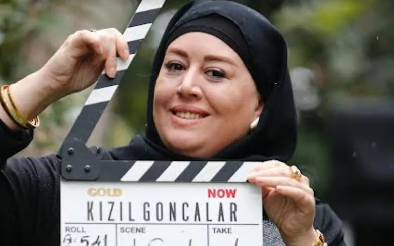 ¡La serie Kızıl Goncalar se ha vuelto aún más fuerte con la participación de Melisa Doğu!