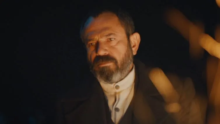 ¡La canción popular cantada por Olgun Şimşek en la serie atrajo gran atención en las redes sociales!