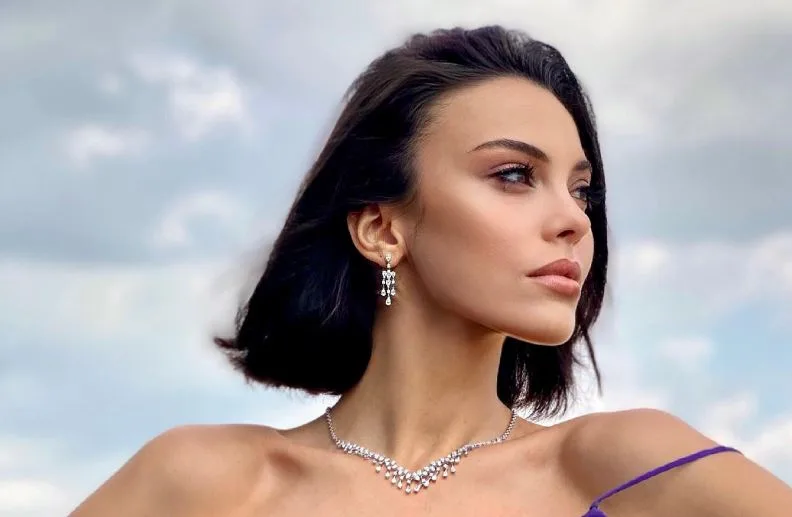 ¡Tuvana Türkay está intentando escribir un guión que puede inquietar a mucha gente!